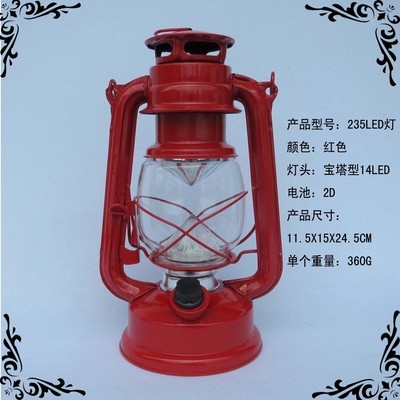 復(fù)古煤油燈馬燈與現(xiàn)代LED燈 營地上的光影交響曲